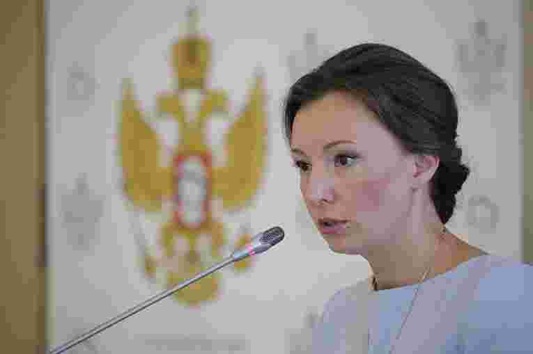 Кузнецова назвала знаковым событием принятие закона о пожизненном заключении педофилов 