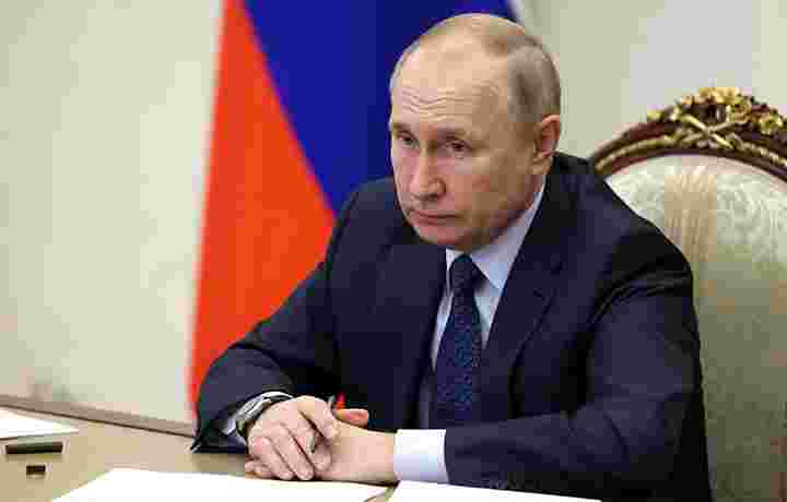 Владимир Путин пообещал разобраться с переполненностью СИЗО