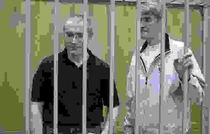 ЕСПЧ выявил ряд нарушений в уголовном деле Ходорковского и Лебедева, но не признал его политически мотивированным