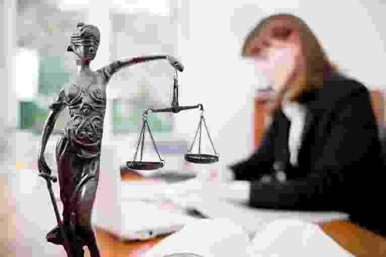 Минюст предлагает установить размер вознаграждения адвоката с учетом сложности дел