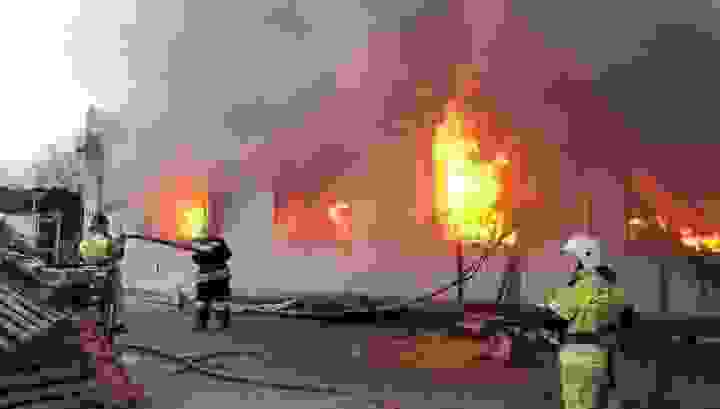 Пожар на кондитерской фабрике в Нальчике ликвидирован