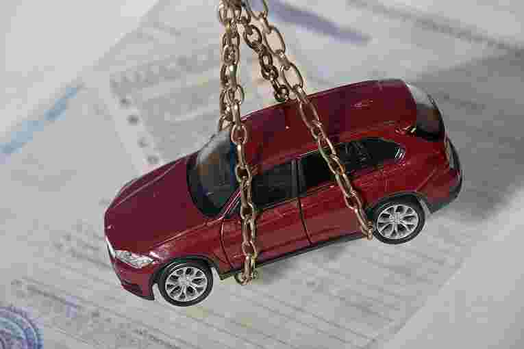 Закон о конфискации авто за вождение без прав вступил в силу 