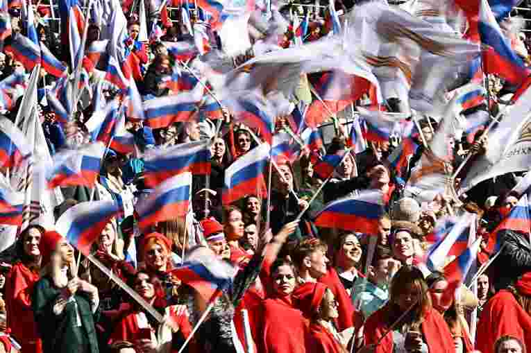 Крымский парламент принял в первом чтении закон о патриотическом воспитании 