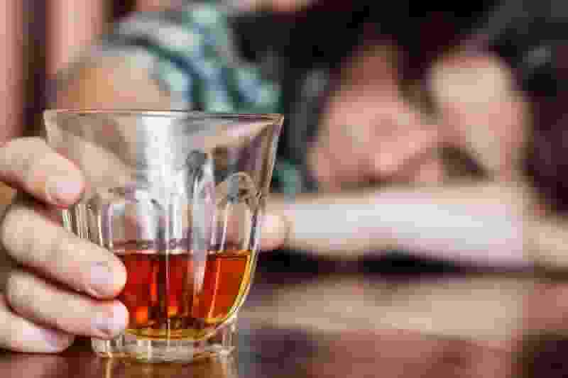 Появление в пьяном виде предложили наказывать трудотерапией