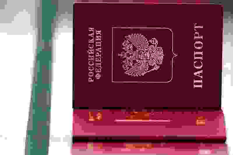 Некоторым категориям иностранцев станет проще получить гражданство РФ