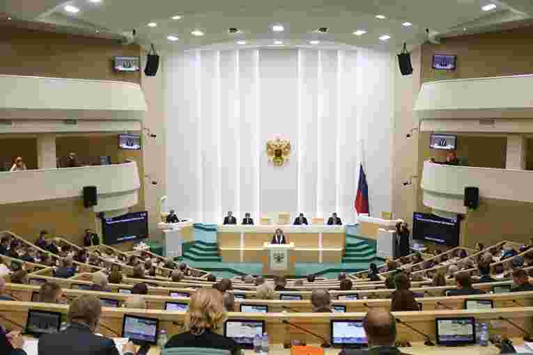 Совет Федерации ратифицировал договоры об образовании в составе России новых субъектов 