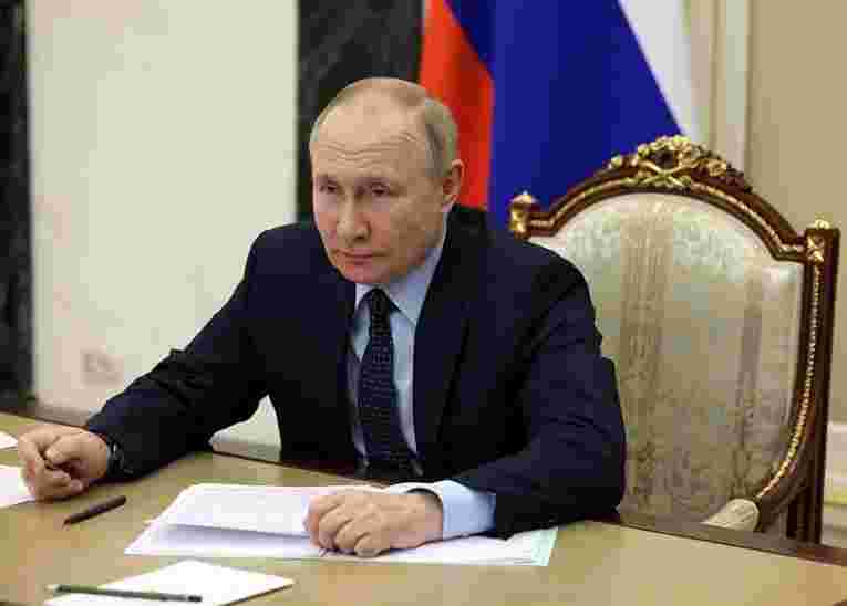 Путин утвердил ратификацию договоров об образовании в составе России новых субъектов 