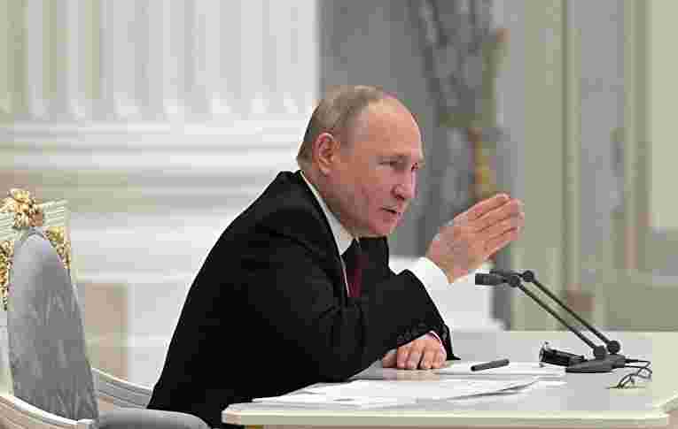 Путин поручил отказаться от практики возбуждения дел за неуплату налогов при оплате недоимки 