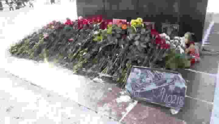 В Оренбурге вспоминают погибших в авиакатастрофе в Раменском
