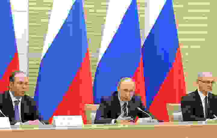 Президент России уточнил свои предложения о поправках в Основной Закон