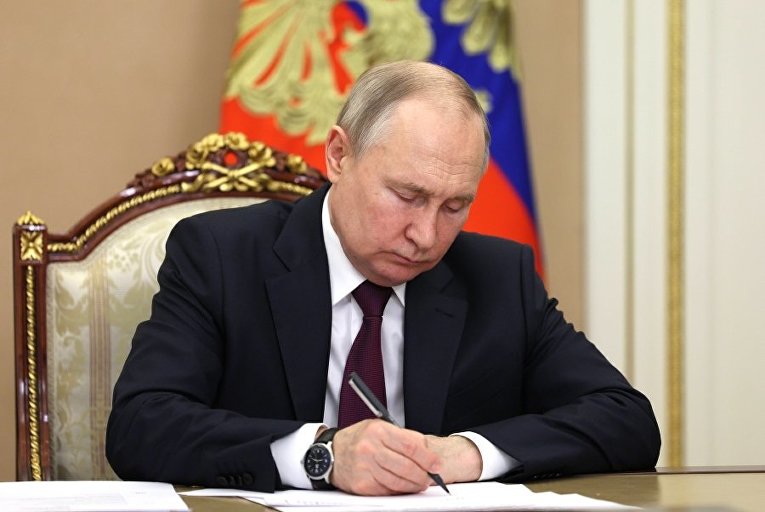 Путин установил порядок присвоения батальонам имен защитников Родины